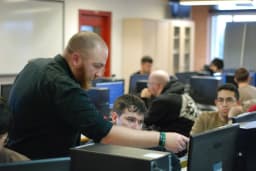 Participación en la XI edición de la Hackers Week